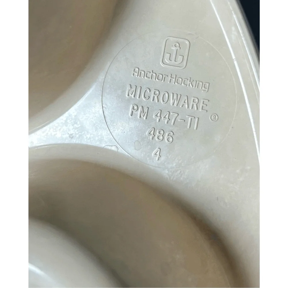 Anchor Hocking Microware Muffin Cupcake Pan PM 447 TI 486 4 Beige Tan 10